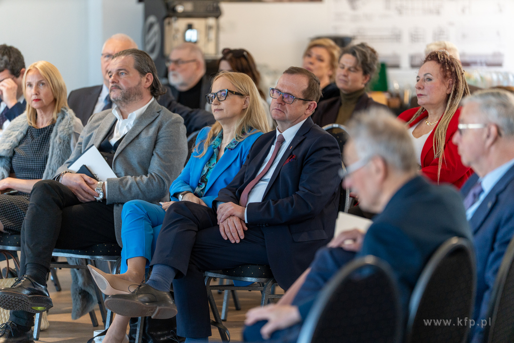 25. LAT PROGRAMU SOPKARD
