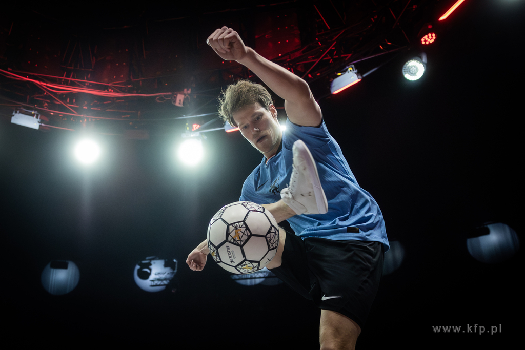 MISTRZOSTWA ŚWIATA WE FREESTYLE FOOTBALL