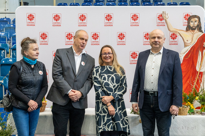 Hala 100-lecia Sopotu. Wielkanocne śniadanie dla potrzebujących....