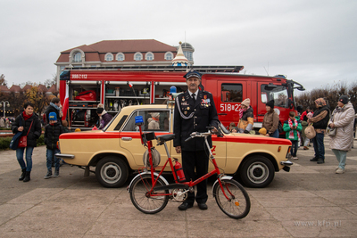 Sopot. Święto Niepodległości. Parada rowerzystów,...