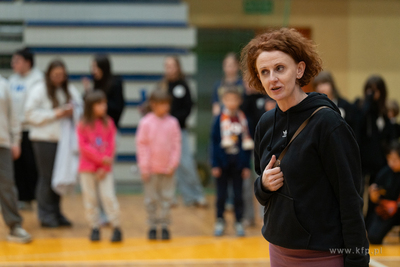 Hala 100-lecia w Sopocie.  Turniej piłki nożnej kobiet...