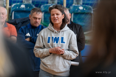 Hala 100-lecia w Sopocie.  Turniej piłki nożnej kobiet...