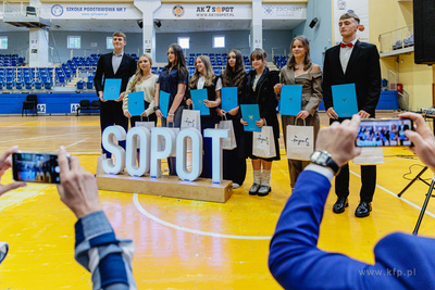 Sopot. Gala Stypendialna dla uczniów szkół podstawowych...
