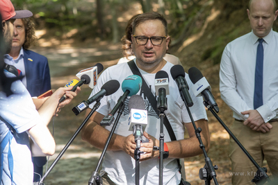 Sopot, okolice Sanatorium Leśnik. Konferencja prasowa...