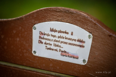 Uroczystość nadania nazwy Zaułek Cypriana Norwida...