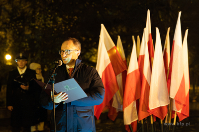 Święto Niepodległości w Sopocie.  Nz.  Złożenie...