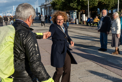 Sopot. Skwer Kuracyjny. Sopocianie świetują 125 lecie...