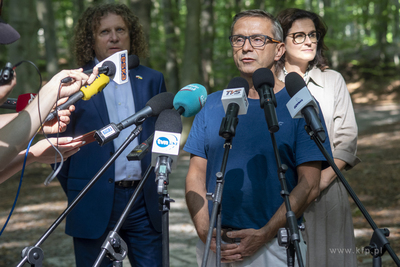 Sopot, okolice Sanatorium Leśnik. Konferencja prasowa...