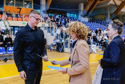 Sopot. Gala Stypendialna dla uczniów szkół podstawowych...