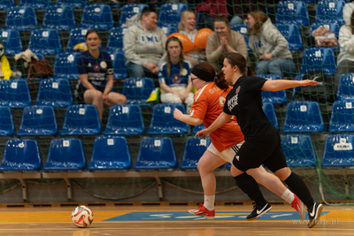 Hala 100-lecia w Sopocie.  Turniej piłki nożnej kobiet...