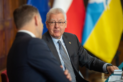 XIV sesja Rady Miasta Sopotu. Podczas sesji wręczono...
