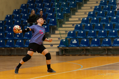 Hala 100-lecia w Sopocie.  Turniej piłki nożnej kobiet...