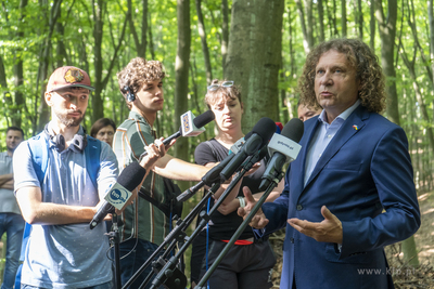 Sopot, okolice Sanatorium Leśnik. Konferencja prasowa...