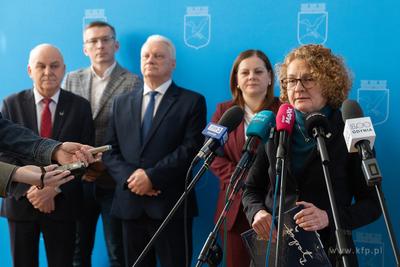 Sopot. Konferencja prasowa samorządowców zrzeszonych...