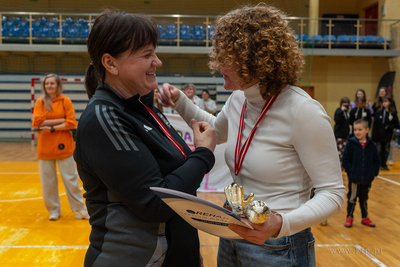 Hala 100-lecia w Sopocie.  Turniej piłki nożnej kobiet...