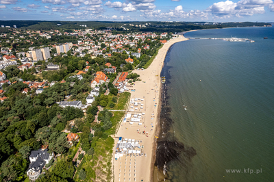 Wejscie na plażę nr 32A i 33  w Sopocie.
01.08.2022
fot....