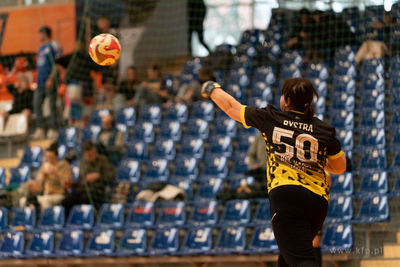 Hala 100-lecia w Sopocie.  Turniej piłki nożnej kobiet...