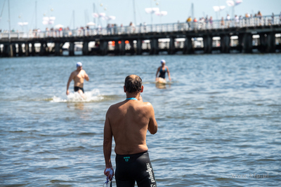 Wyścig pływacki dookoła mola w Sopocie. 20.07.2024....