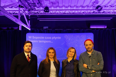 Sopot. Mamuszki 14.  Salon Polityki - Gdzie jest idealne...