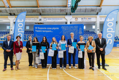 Sopot. Gala Stypendialna dla uczniów szkół podstawowych...