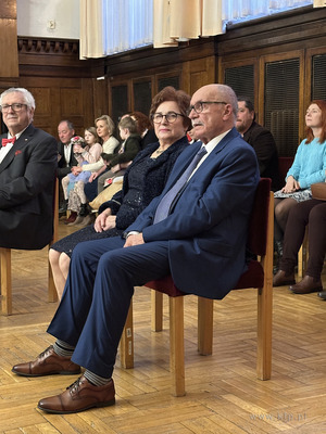 Urząd Miasta Sopotu. Uroczystość wręczenie medali...