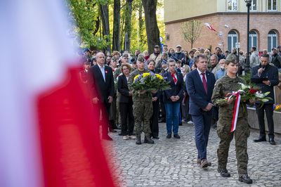 Uroczystości pod pomnikiem Martyrologii Polskich Mieszkańców...