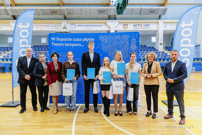 Sopot. Gala Stypendialna dla uczniów szkół podstawowych...