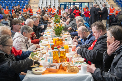 Hala 100-lecia Sopotu. Wielkanocne śniadanie dla potrzebujących....