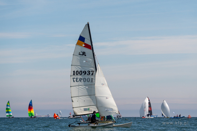 Sopot. Parada i wyścigi katamaranów przy sopockim...