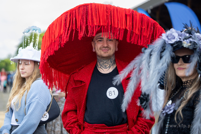 Sopot Wyścigi. Hipodrom. Konkurs kapeluszy i wyścigi...