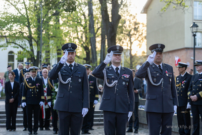Złożenie kwiatów pod pomnikiem Martyrologii Polskich...