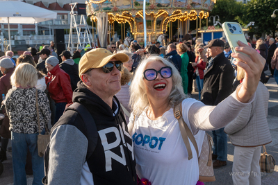 Sopot. Skwer Kuracyjny. Sopocianie świetują 125 lecie...