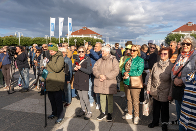 Sopot. Skwer Kuracyjny. Sopocianie świetują 125 lecie...