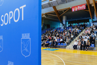 Sopot. Gala Stypendialna dla uczniów szkół podstawowych...