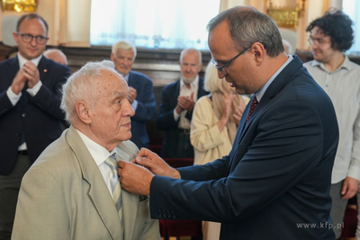 XIV sesja Rady Miasta Sopotu. Podczas sesji wręczono...