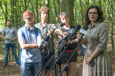 Sopot, okolice Sanatorium Leśnik. Konferencja prasowa...