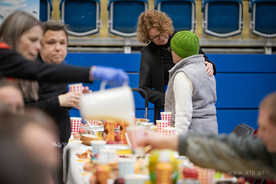 Hala 100-lecia Sopotu. Wielkanocne śniadanie dla potrzebujących....