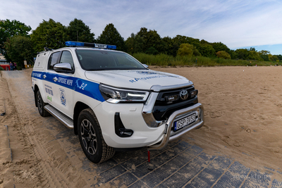 WOPR Sopot. Specjalistyczny samochód Toyota Hilux...