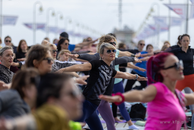 Sopot. Dni Kurortu 2025. Nz. Joga na molo. 31.05.2025...