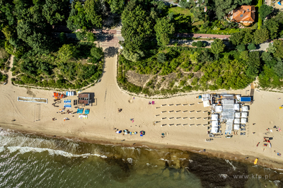 Wejscie na plażę nr 32A i 33  w Sopocie.
01.08.2022
fot....