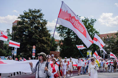 Gdańsk.  Marsz godności dla Białorusi.  Społeczna...