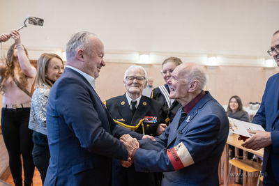 Narodowy Dzień Pamięci Żołnierzy AK. Wręczenie...