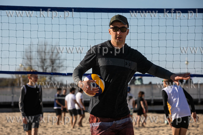 Sopocka Majówka 2022. Turniej siatkówki plażowej.
02.05.2022
fot....