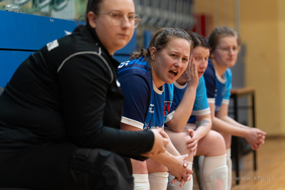 Hala 100-lecia w Sopocie.  Turniej piłki nożnej kobiet...