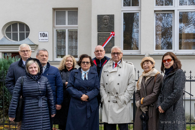 Sopot, ul. Goyki 10a. Uroczyste odsłonięcie tablicy...