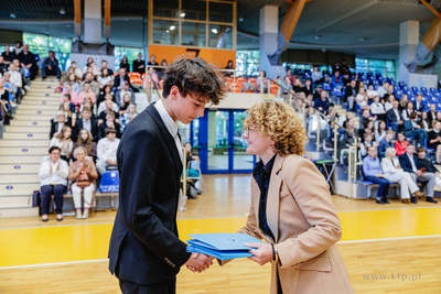 Sopot. Gala Stypendialna dla uczniów szkół podstawowych...