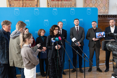 Sopot. Konferencja prasowa samorządowców zrzeszonych...