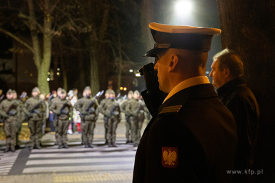 Święto Niepodległości w Sopocie.  Nz.  Złożenie...