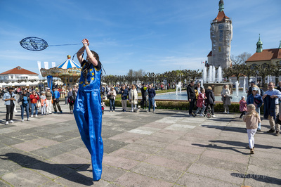 Sopot. Skwer kuracyjny. Majówka w kurorcie. Pokazy...