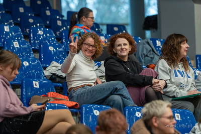 Hala 100-lecia w Sopocie.  Turniej piłki nożnej kobiet...